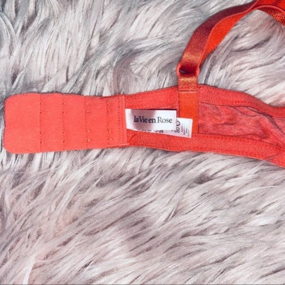La Vie En Rose Wireless Bra 36 C Like New - Picture 7 of 11